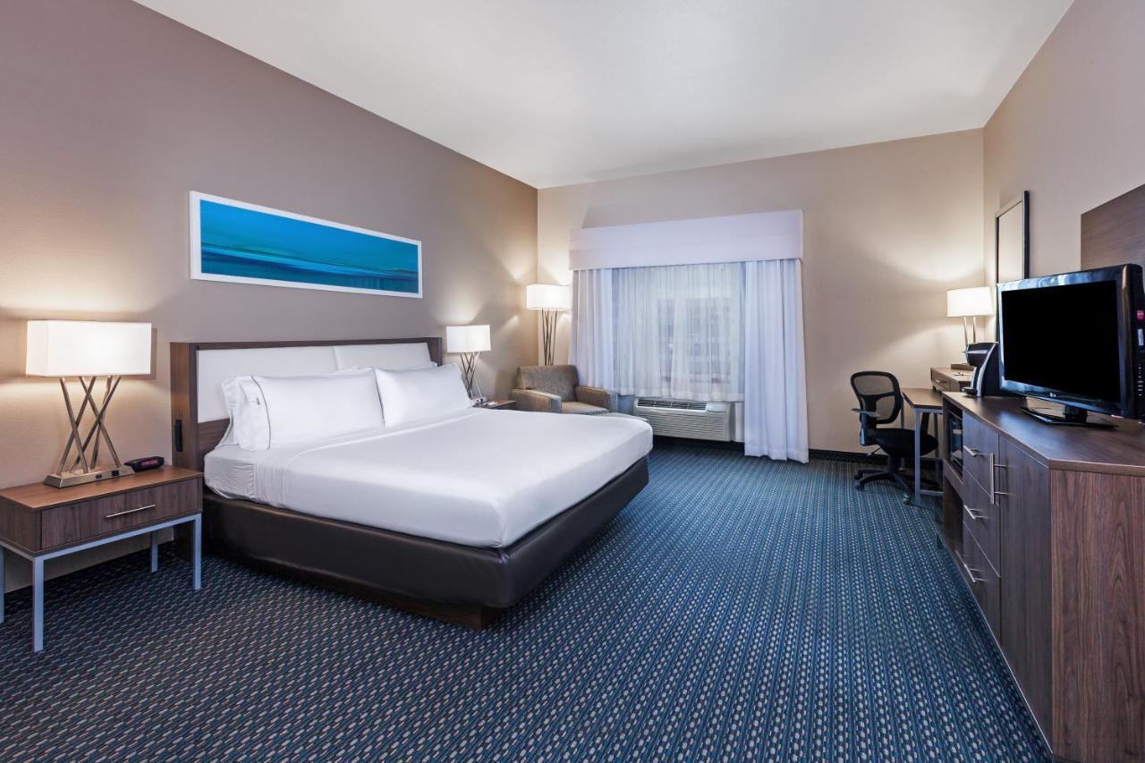 Holiday Inn Express & Suites - Pharr By Ihg Exterior photo