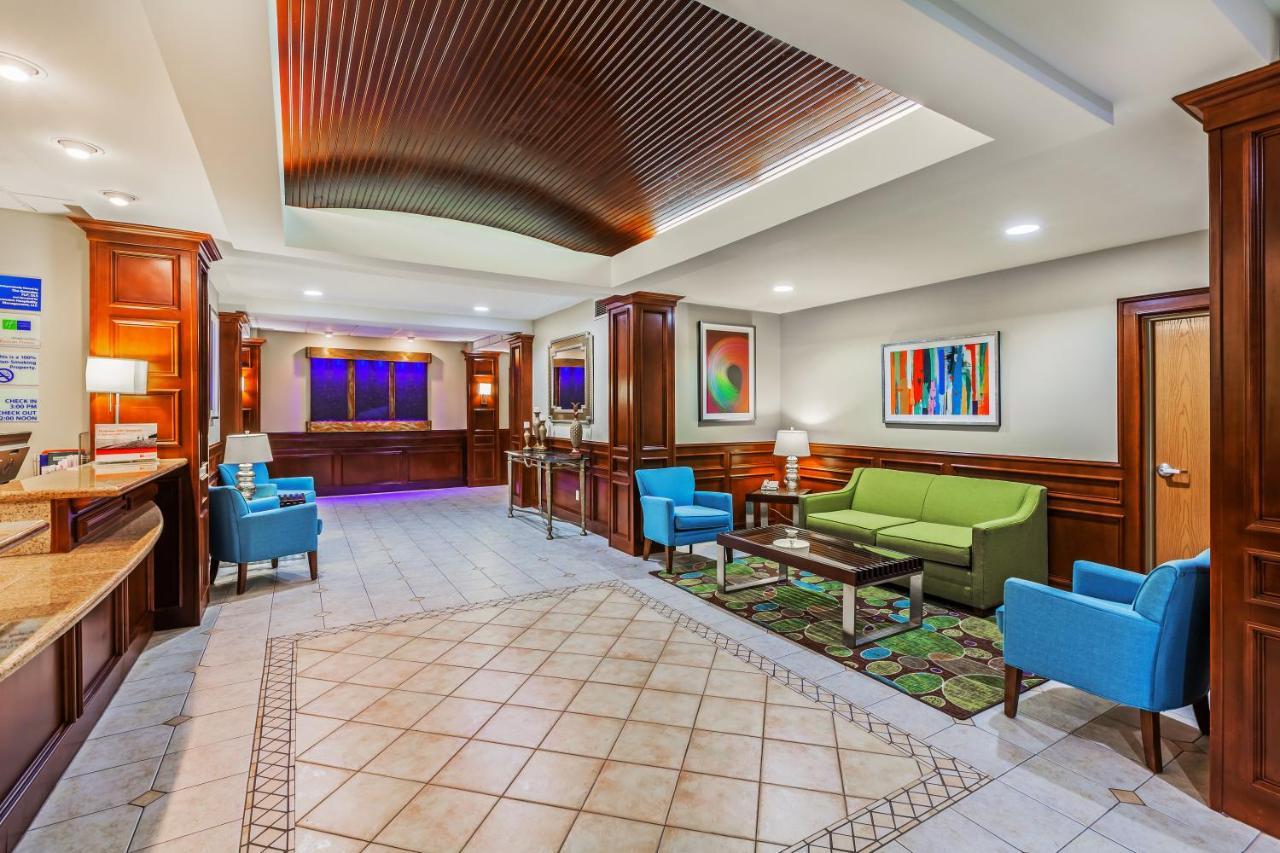 Holiday Inn Express & Suites - Pharr By Ihg Exterior photo